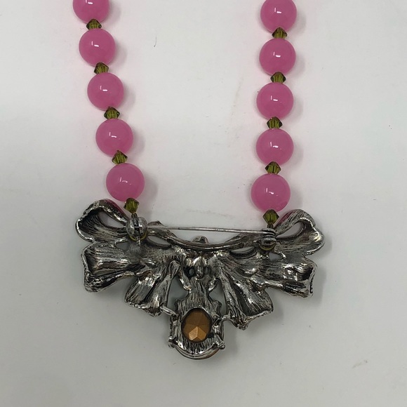 Green Vintage Brooch Necklace - Picture 6 of 6